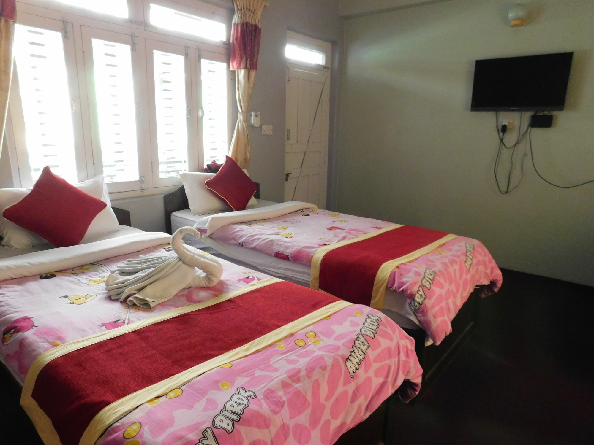 Harvest Moon Guest House Pokhara Exterior photo